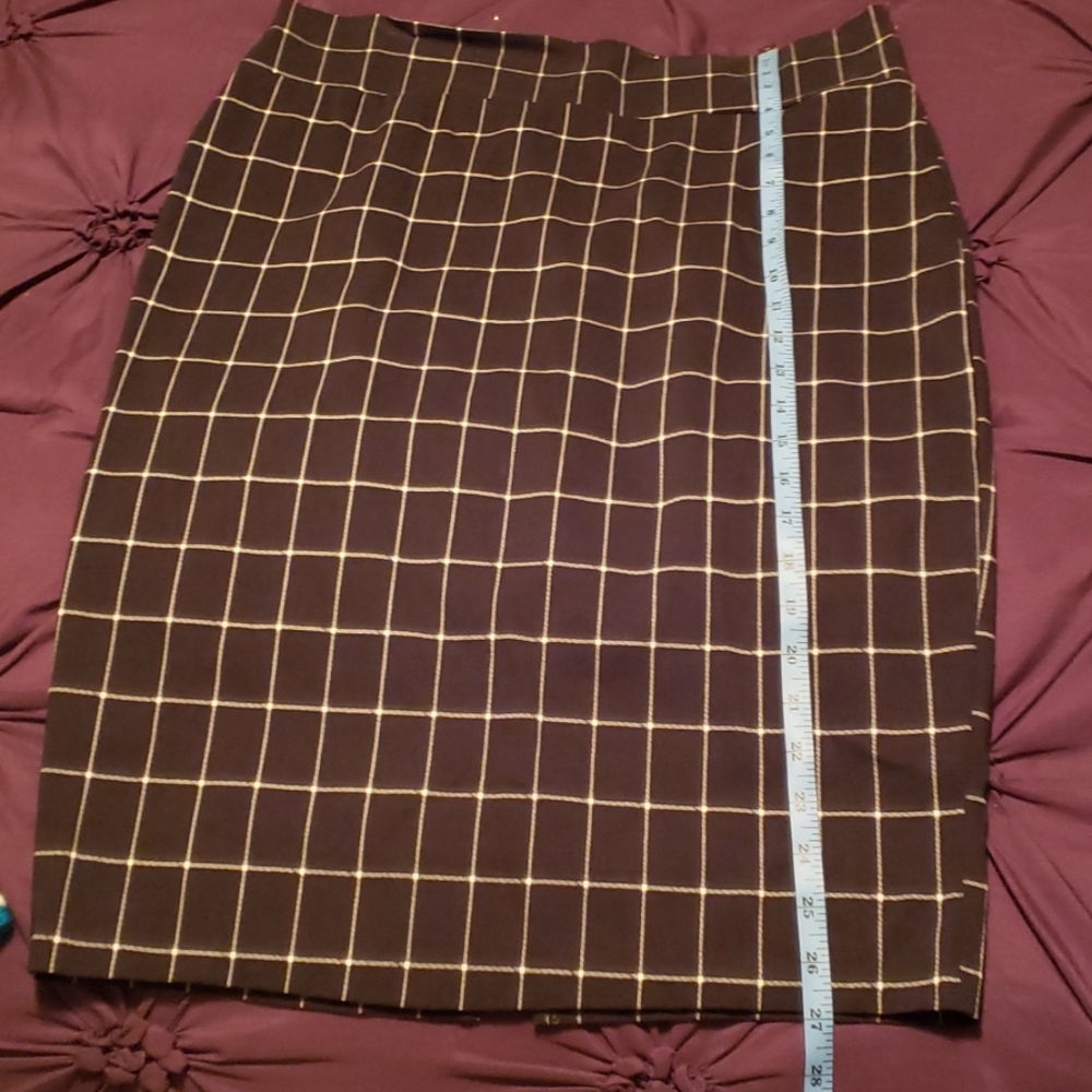 Pencil skirt